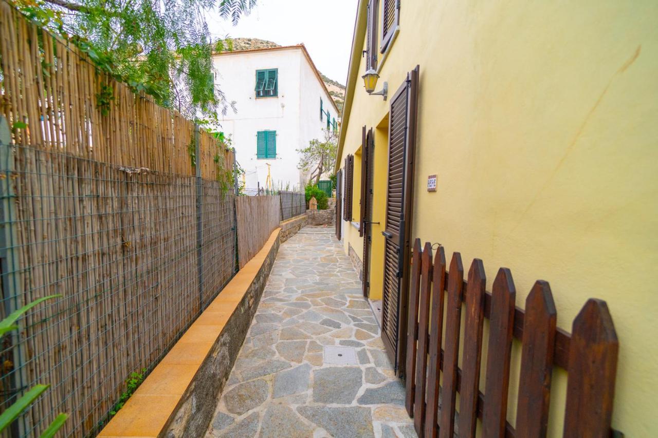 Casa Pepe - Goelba Apartment Pomonte Ngoại thất bức ảnh